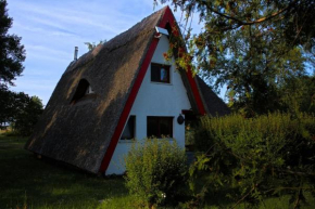 Cottage with fireplace and Bodden view, Ummanz
